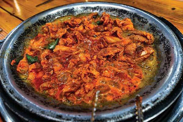 가스름식당 두루치기.