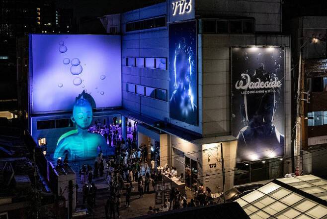 지난해 9월 서울 성수동에 문을 열었던 버추얼 아티스트 웨이드 팝업스토어. (사진=IPX)