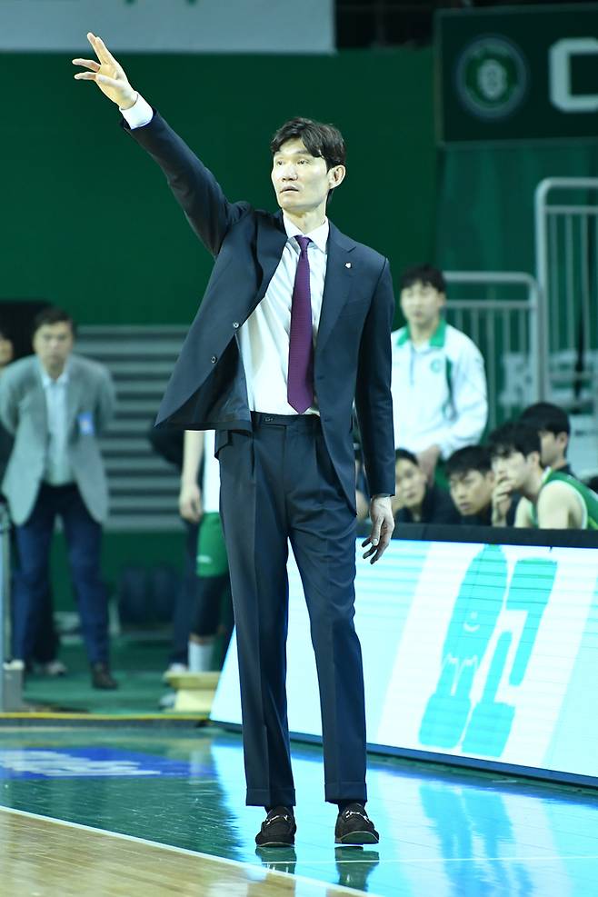 DB 김주성 감독. 사진 | KBL