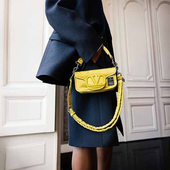 지난 2019년과 2022년 두 번에 걸쳐 진행된 포터와 명품 브랜드 발렌티노와의 협업 컬렉션. 사진 포터 공식 인스타그램