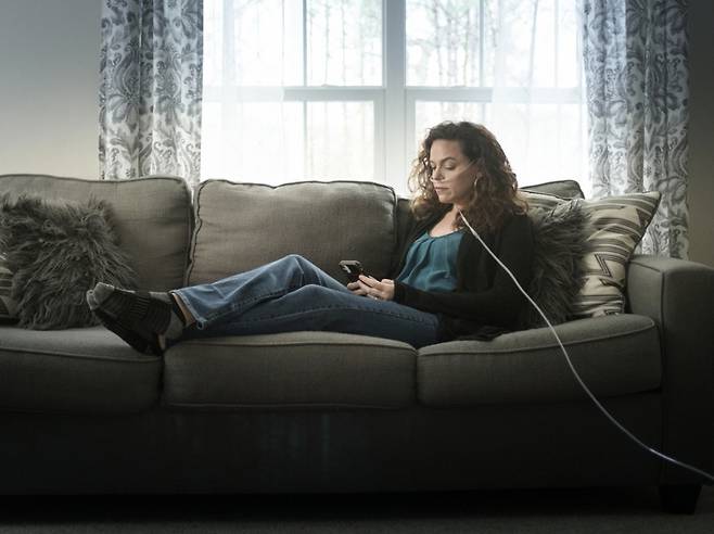 롱코비드로 고통받고 있는 레이첼./사진=모더나 홈페이지