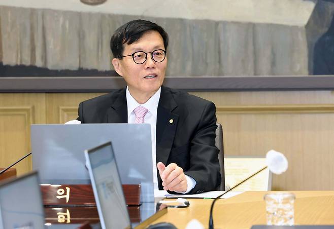 이창용 한국은행 총재가 지난 12일 서울 중구 한국은행에서 열린 금융통화위원회를 주재하고 있다. ⓒ연합뉴스