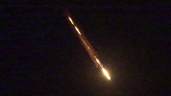 이란은 지난 13일 이스라엘을 향해 미사일과 무인기 300여 발을 발사했다