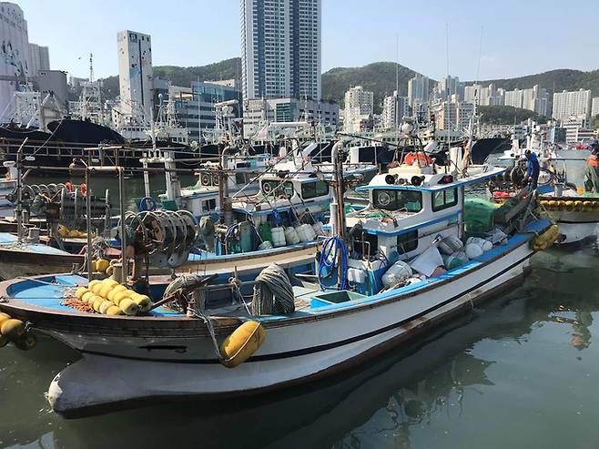출항 준비를 마친 연안자망업종 선박 / 사진 = 한국해양교통안전공단