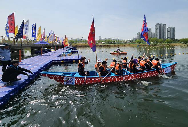 제63회 성웅이순신축제 배 경주 예행연습