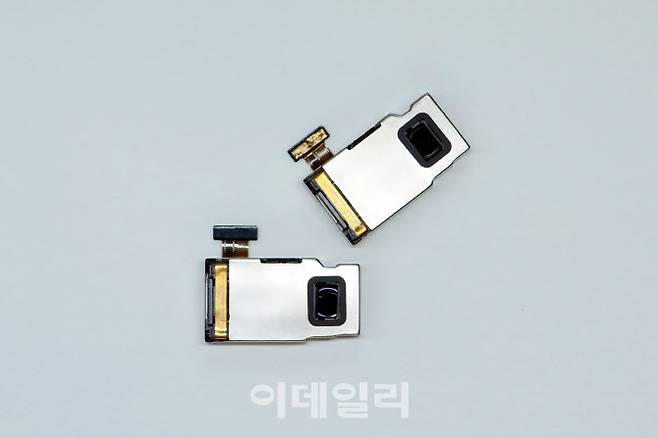 LG이노텍의 ‘고배율 광학식 연속줌 카메라 모듈’(사진=LG이노텍)