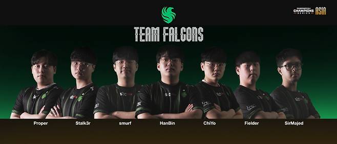 OWCS 코리아 초대 우승팀 팀 팔콘스. 블리자드 제공
