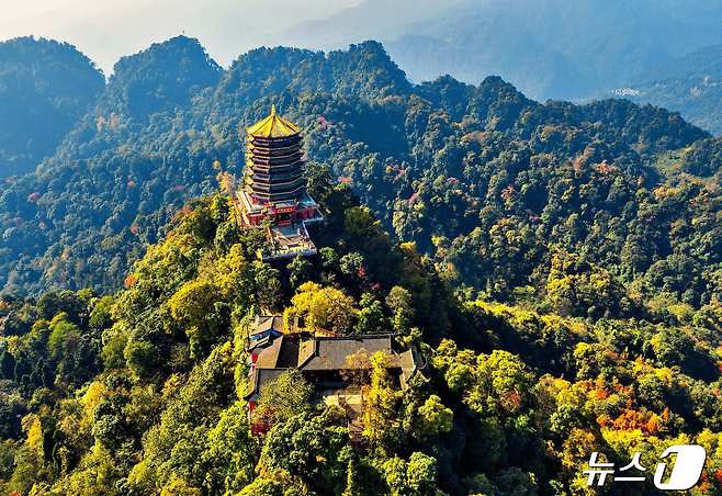 칭청산(트립닷컴 제공)