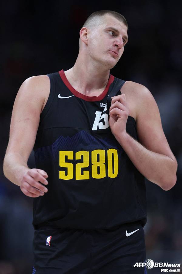 요키치의 친형이 경기 경기 도중 관중을 폭행했다. 사진=ⓒAFPBBNews = News1