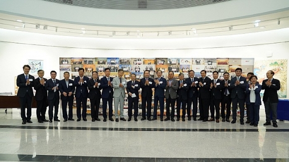 지스트 대외협력처는 23일 지스트 오룡관 1층 다목적홀에서 ‘2024년 대외협력(나눔) 비전 선포식’을 개최했다. 지스트 제공