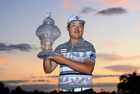 2020년 PGA 투어 혼다 클래식에서 생애 첫 우승한 임성재. [AFP=연합뉴스]