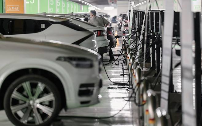 자동차의 에너지소비효율등급제에만 최저소비효율기준이 없다.[사진=뉴시스]