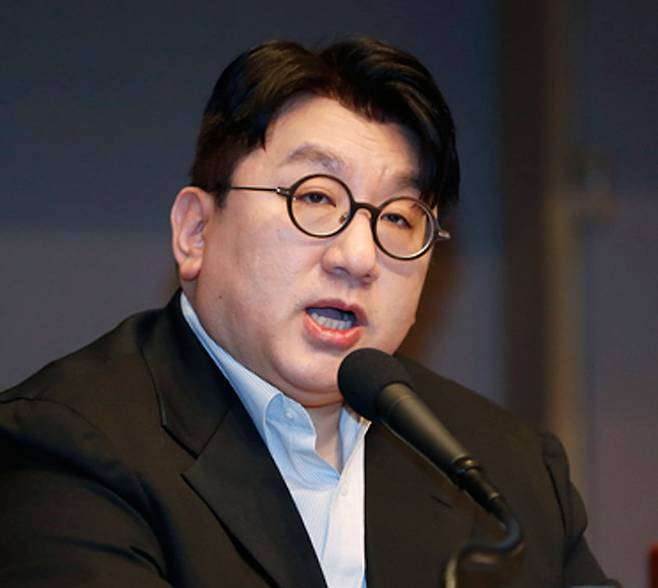 방시혁 하이브 이사회 의장