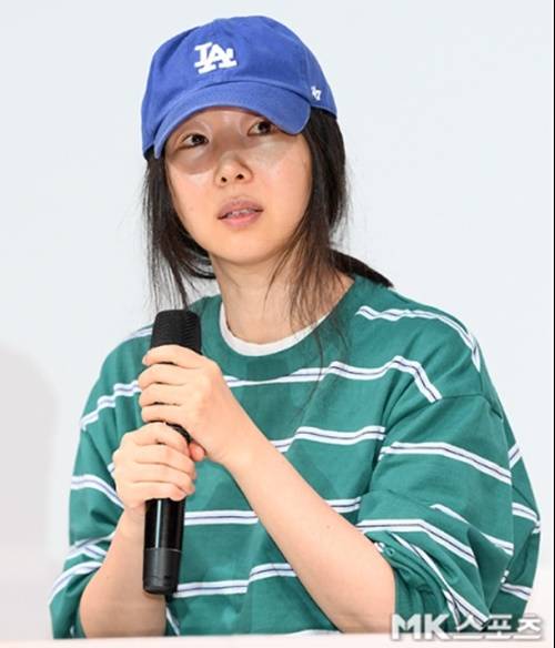 민 대표는 기자회견에서 “경영권 찬탈을 계획하거나 실행한 적이 없다”고 명백히 부인했으며, 하이브의 주장이 직장인의 푸념과 사담 수준의 대화를 과장 포장했다고 강조했다. 사진=천정환 기자