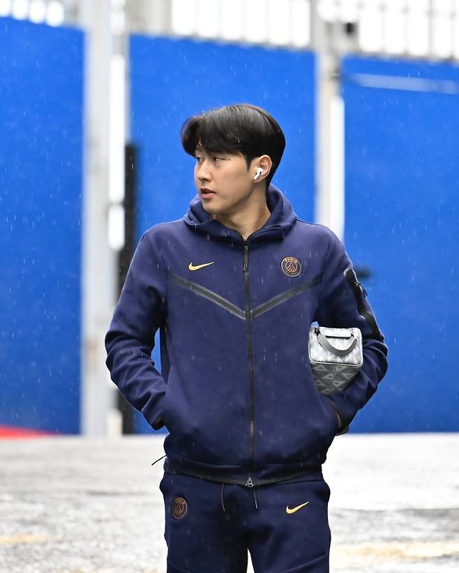 이강인. PSG 공식 SNS