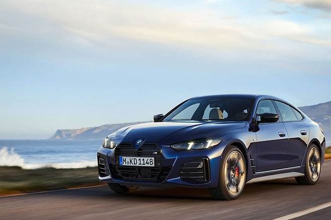 BMW 4시리즈 M440i 모델