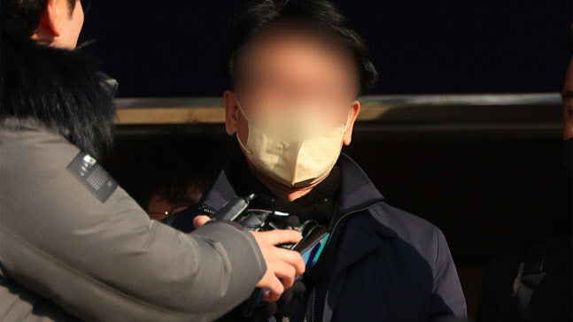 지난 1월 검찰로 송치되는 이재명 더불어민주당 대표 습격범 김모(67) 씨 (사진=연합뉴스)