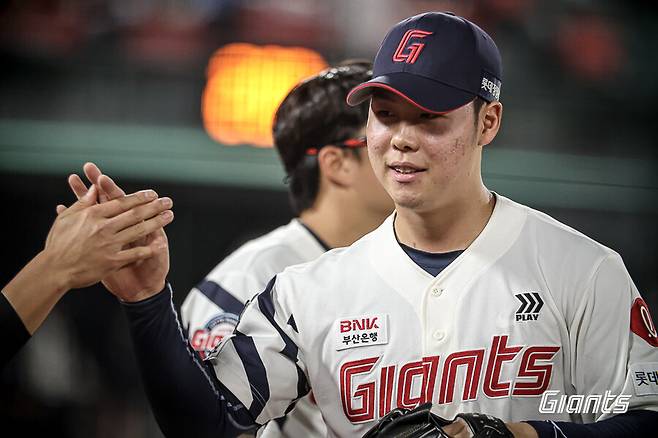 ▲ 롯데에 입단하자마자 필승조로 자리매김한 전미르 ⓒ롯데 자이언츠