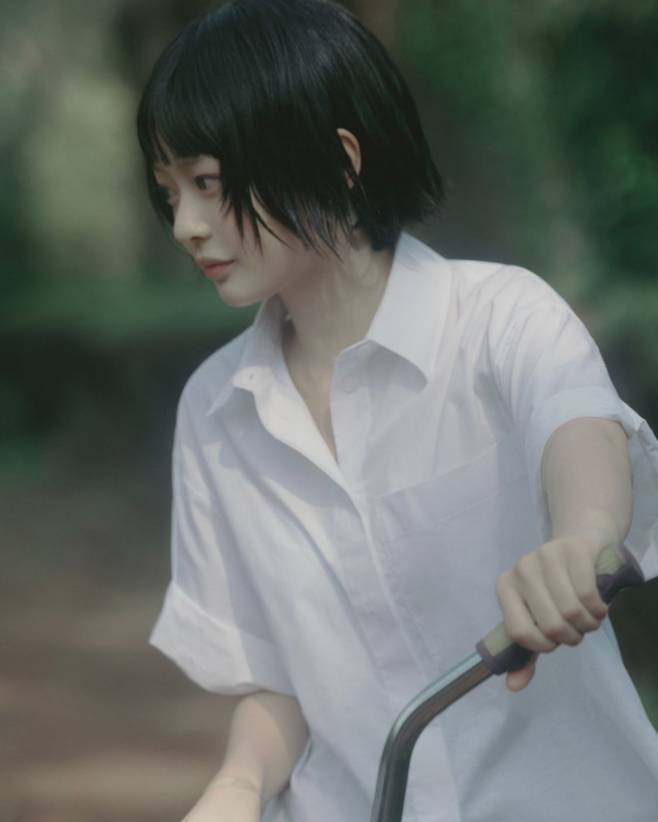 유튜브 〈 NewJeans〉