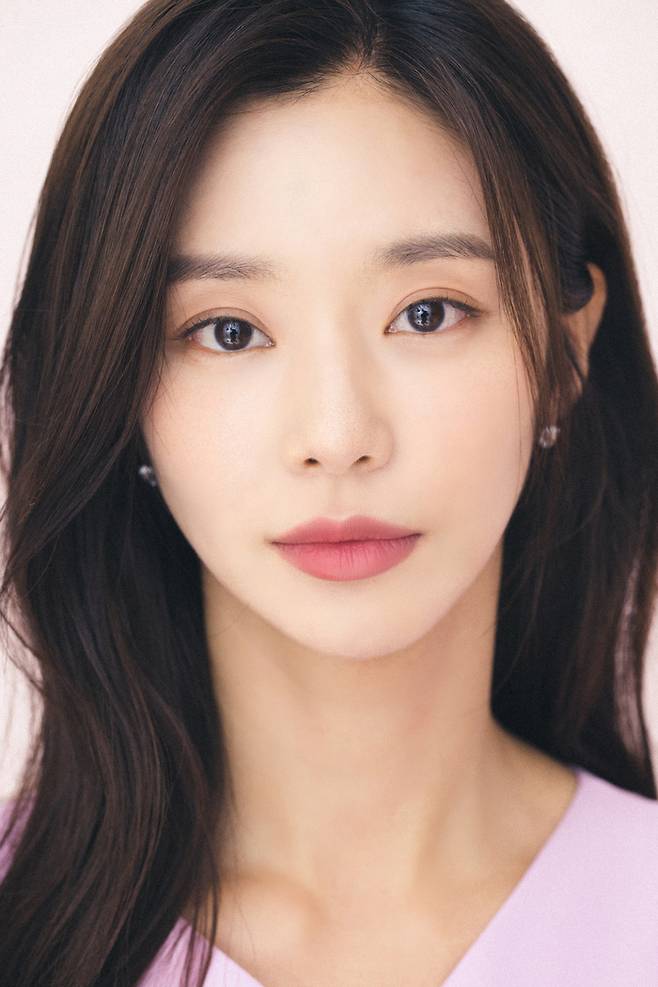 tvN 드라마 ‘눈물의 여왕’에서 천다혜 역을 연기한 배우 이주빈. 사진 앤드마크