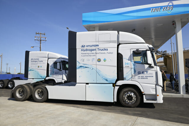 캘리포니아 항만 친환경 트럭 도입 프로젝트(NorCAL ZERO)’의 일환으로 캘리포니아 항만 물류 운송에 투입된 현대차 엑시언트 수소전기트럭