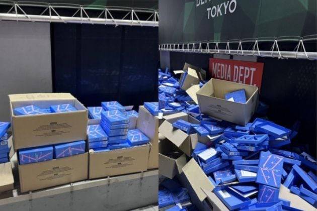 그룹 세븐틴의 앨범이 일본 길거리에 대량으로 버려진 모습. /X(구 트위터)