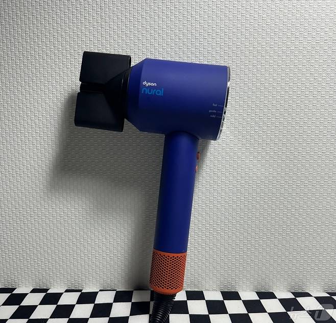 다이슨 '슈퍼소닉 뉴럴' 헤어드라이어 2024.5.2. / 뉴스1 ⓒ News1 강태우 기자
