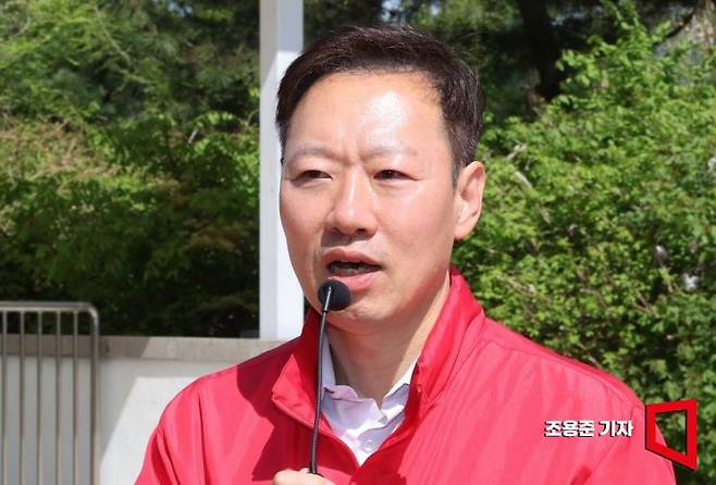 기획-[1000만 노인시대 '3苦' 탈출路-질병] 한국워킹협회 노인건강 치매예방 걷기 행사.
박수민 강남구을 국회의원 당선자. 사진=조용준 기자 jun21@