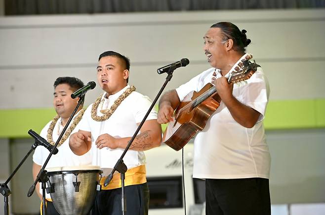 괌 전통노래 공연단