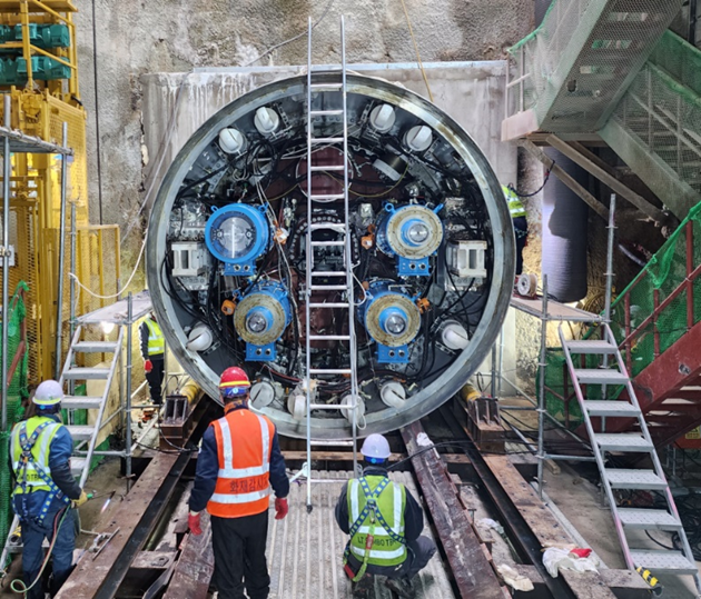 용인 반도체 클러스터 일반산업단지 조성을 위한 핵심기반시설 중 하나인 전기공급시설 구축을 위해 회전식 터널 굴착장비(TBM)가 투입되고 있다. /사진 제공=SK에코플랜트
