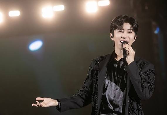 가수 임영웅이 어버이날을 기념해 사랑의열매 사회복지공동모금회에 2억원의 성금을 기부했다. /사진=물고기뮤직 제공