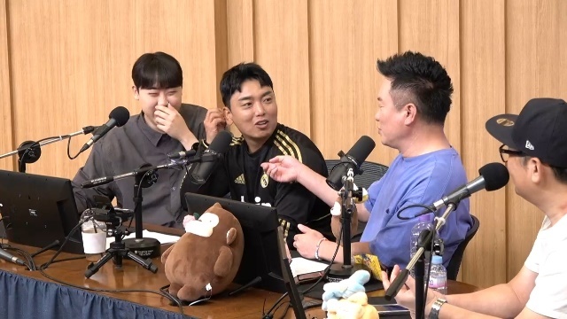 왼쪽부터 이재율, 곽범, 김태균, 최재훈 / SBS 파워FM ‘두시탈출 컬투쇼’ 캡처