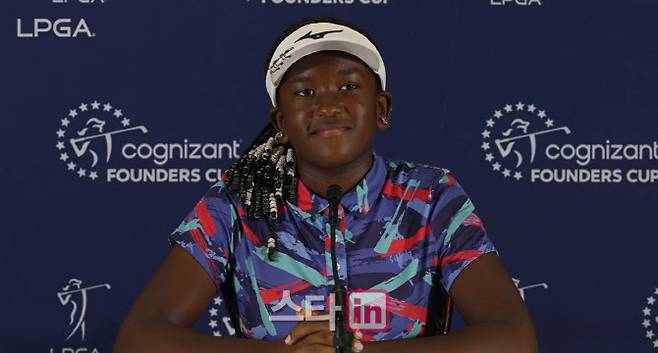 15세 아마추어 골퍼 애슐리 쇼가 8일(한국시간) 열린 LPGA 투어 크그니전트 파운더스컵 기자회견에서 질문에 답하고 있다. (사진=LPGA 투어 영상 화면캡쳐)