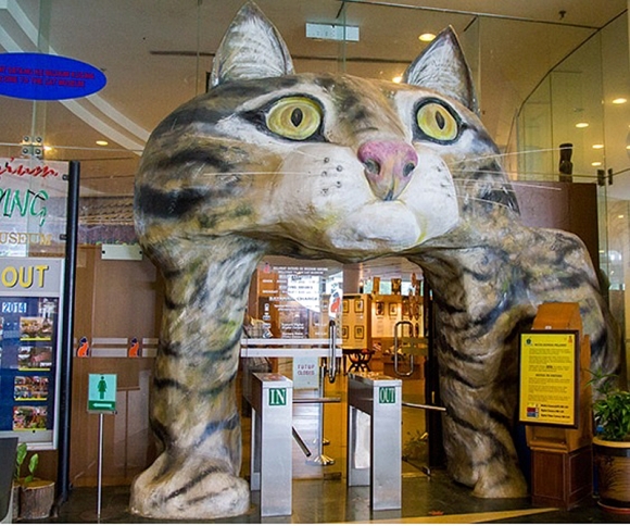 말레이시아 쿠칭에 있는 고양이박물관 입구. 사진: 쿠칭시 위원회.