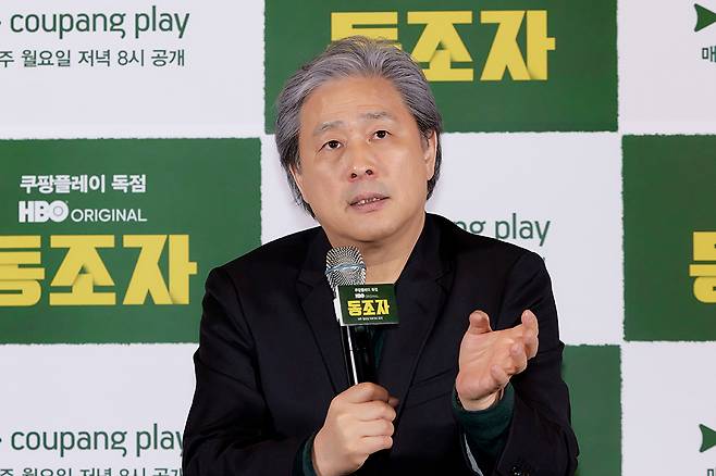 4월18일 메가박스 서울 코엑스에서 열린 〈동조자〉 기자간담회에 참석한 박찬욱 감독.