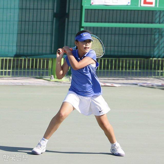 � �Ű��� �پ ���� �� ���̴� ���� 4�ð��� �״Ͻ� �Ʒ��� �ް� �ִ�. �����ž� ����