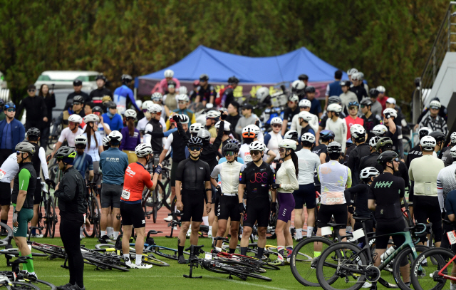 ▲ 2024 DMZ 랠리가 12일 화천 일원에서 5000여명의 자전거 동호인들이 참가한 가운데 성황리에 열렸다.