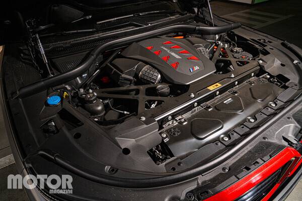 BMW XM 레이블 레드 사진 모터매거진 최재혁 기자