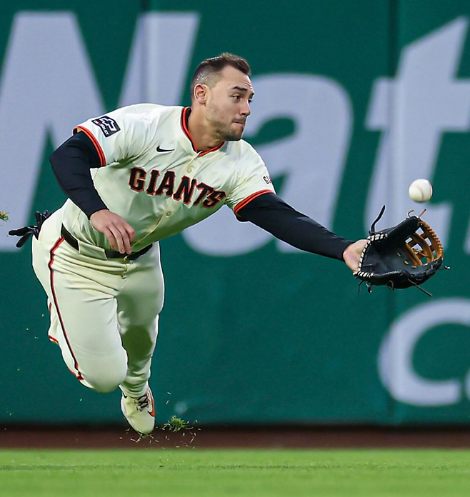 (샌프란시스코 외야수 마이클 콘포토)