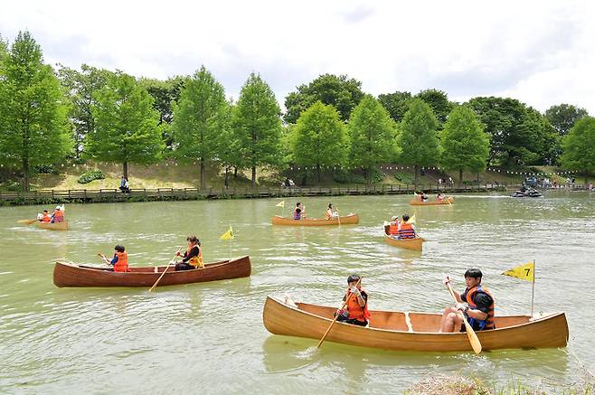 [담양=뉴시스] 송창헌 기자 = 전남의 대표축제 중 하나인 담양 대나무축제가 11일 개막, 15일까지 죽녹원 일원 야외무대에서 5일간의 일정에 들어갔다. (사진=담양군 제공) 2024.05.11 photo@newsis.com *재판매 및 DB 금지