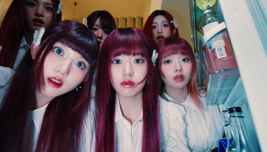 아이브가 더블 타이틀곡 ‘아센디오’ 뮤직비디오 영상을 공개했다. 사진=‘아센디오’ MV  캡처