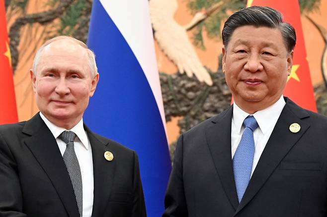 블라디미르 푸틴 러시아 대통령(왼쪽)과 시진핑 중국 국가주석. [AP]