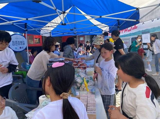 ‘점촌점빵마켓’ 3회차 행사가 오는 18일 점촌 문화의거리에서 진행된다. 문경시 제공. 