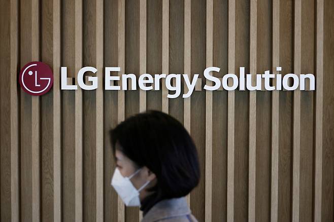 LG엔솔과 GM은 볼트EV 소유주들에게 1억5000만 달러를 보상키로 했다. ⓒ연합뉴스