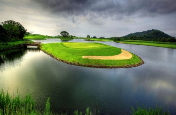 에코랜드 골프클럽은 국내 최초 무농약 친환경 코스로 유명하다.