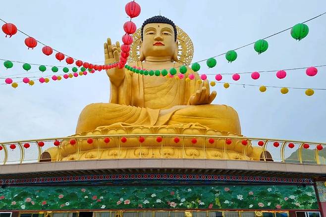 홍법사 대형 좌불상