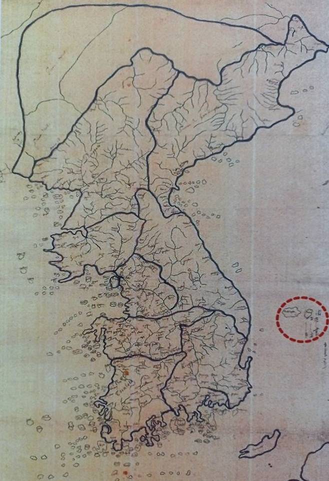 김대건 신부가 1845년 제작한 것으로 알려진 조선전도는 영어로 'Seoul'을 표기한 최초의 지도다. 지도 오른쪽 빨간 동그라미 안쪽이 울릉도와 독도.