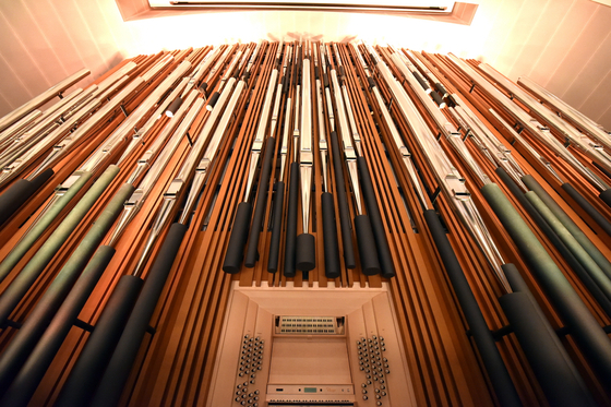 Lotte Concert Hall's pipe organ [LOTTE CONCERT HALL]
