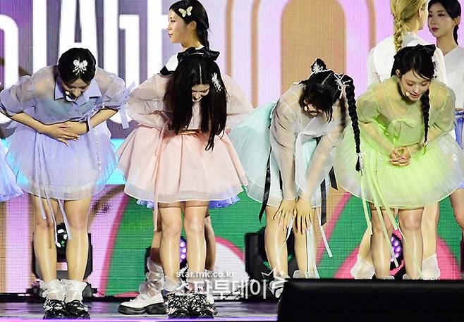 그룹 뉴진스. <강영국 기자>
