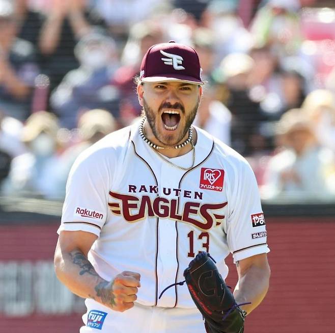 21일 소프트뱅크전에서 기록적인 패배의 원흉이 된 코디 폰스. 라쿠텐 구단 SNS 캡처